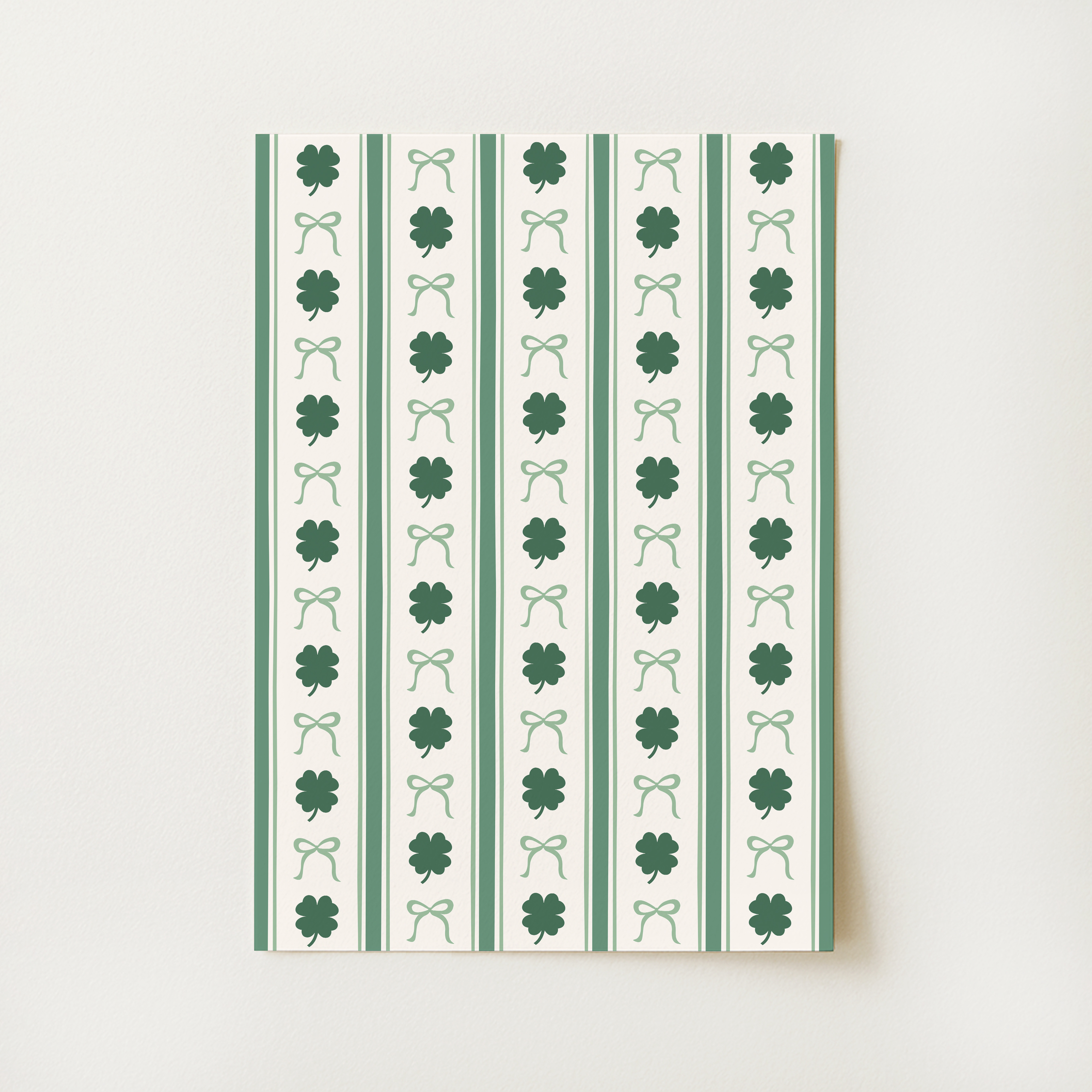Cute Shamrock Bow Print