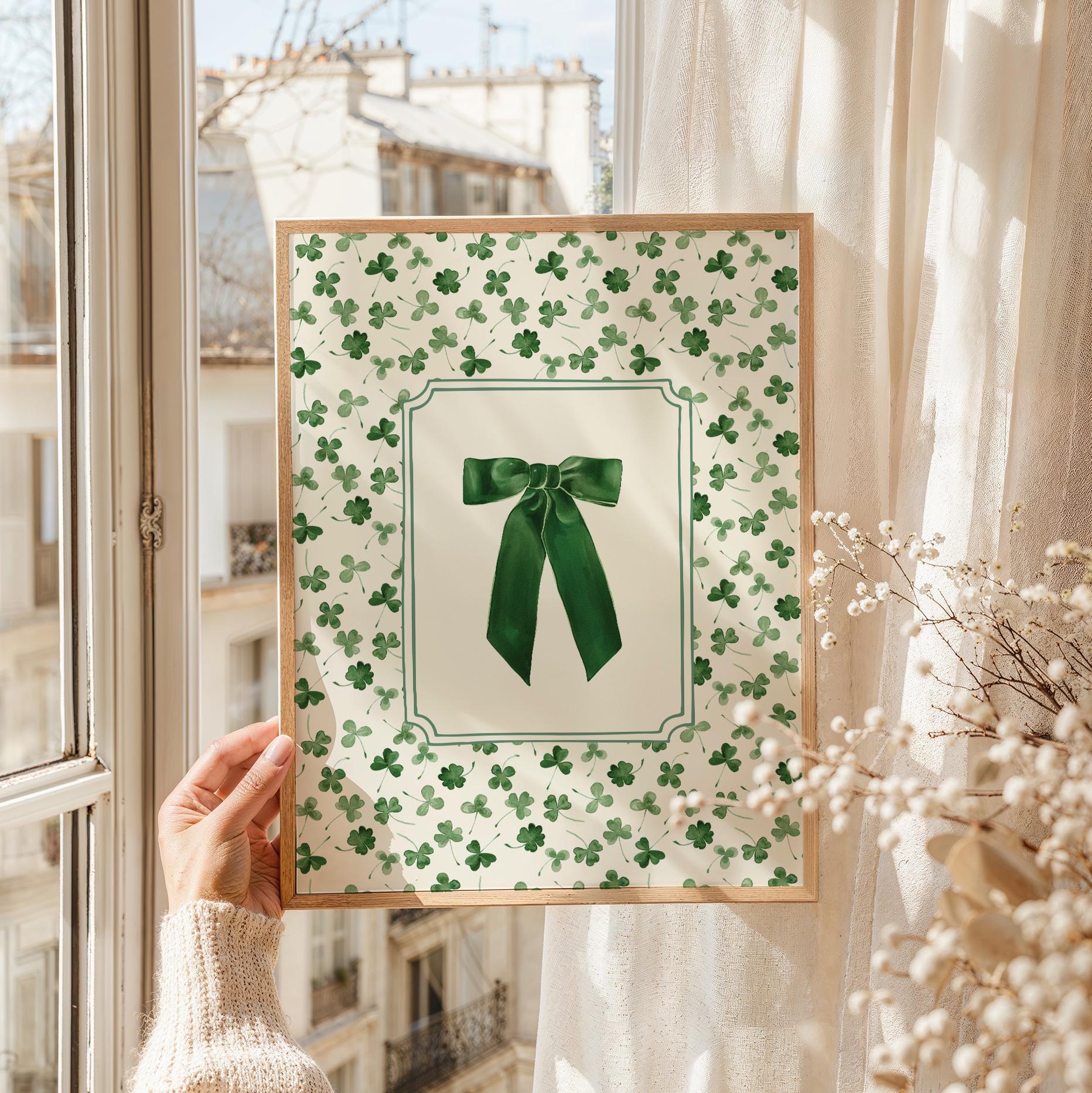 Vintage Bow Clover Print - Image 2
